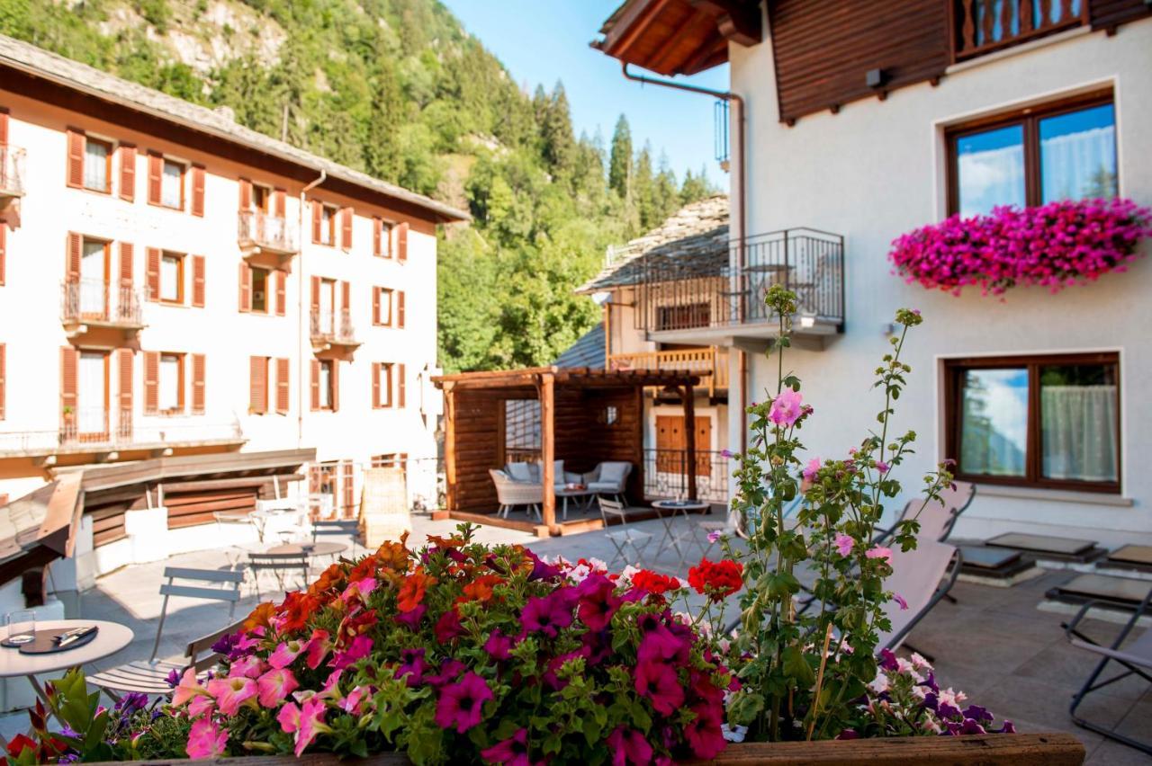 Le Relais Du Boucher Gaby Exterior photo
